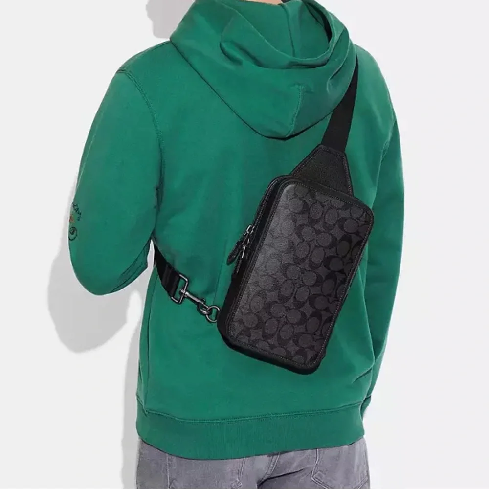 Coach Sullivan Pack In Signature Canvas Gunmetal/Charcoal/Black